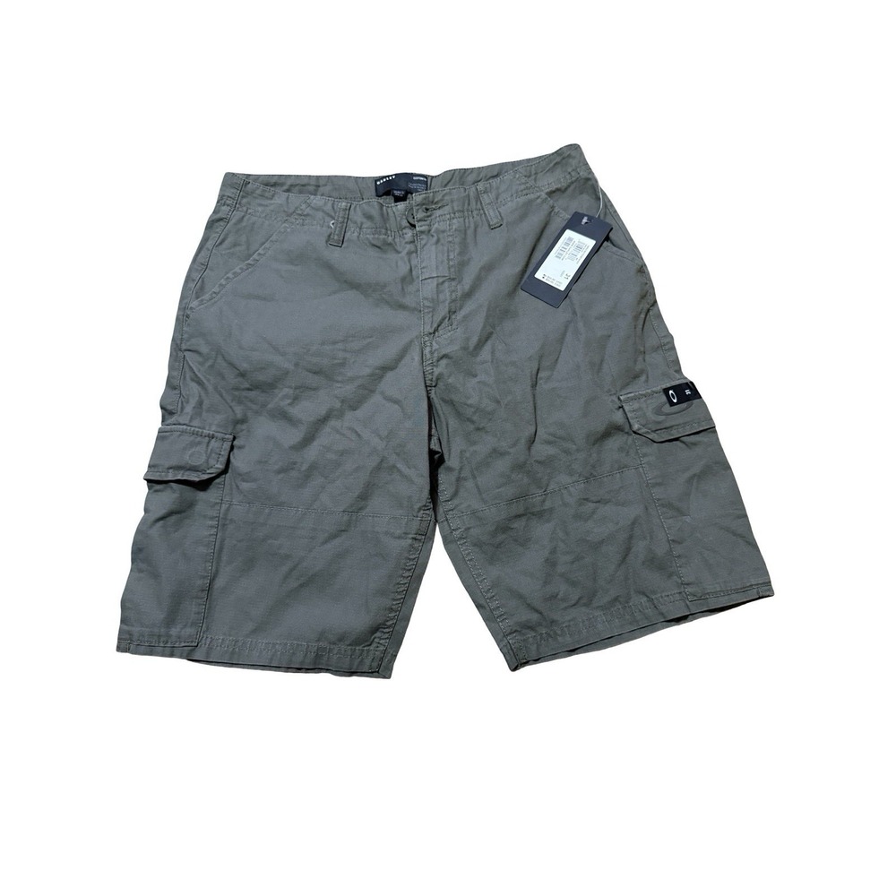 Oakley Cargo Big Pocket Shorts - NWT - Dark Brush - Sz 31 -$55